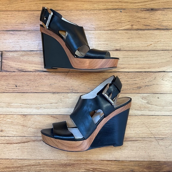 Michael Kors Carla Platform Wedge Sandals **PLEASE READ DESCRIPTION** L7.5/R7 - Picture 5 of 10